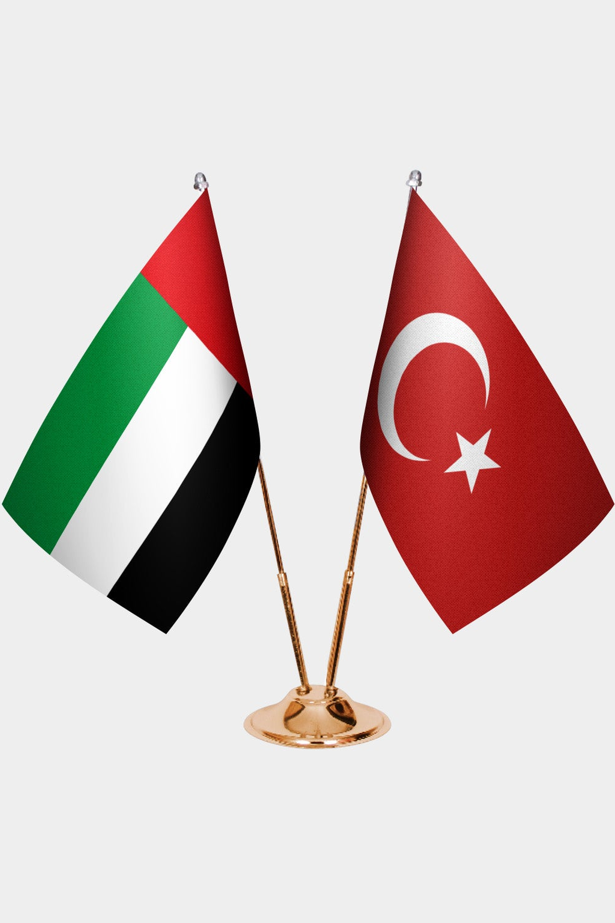 Birleşik Arap Emirlikleri ve Türkiye İkili Masa Bayrağı Seti kurulum görünümü