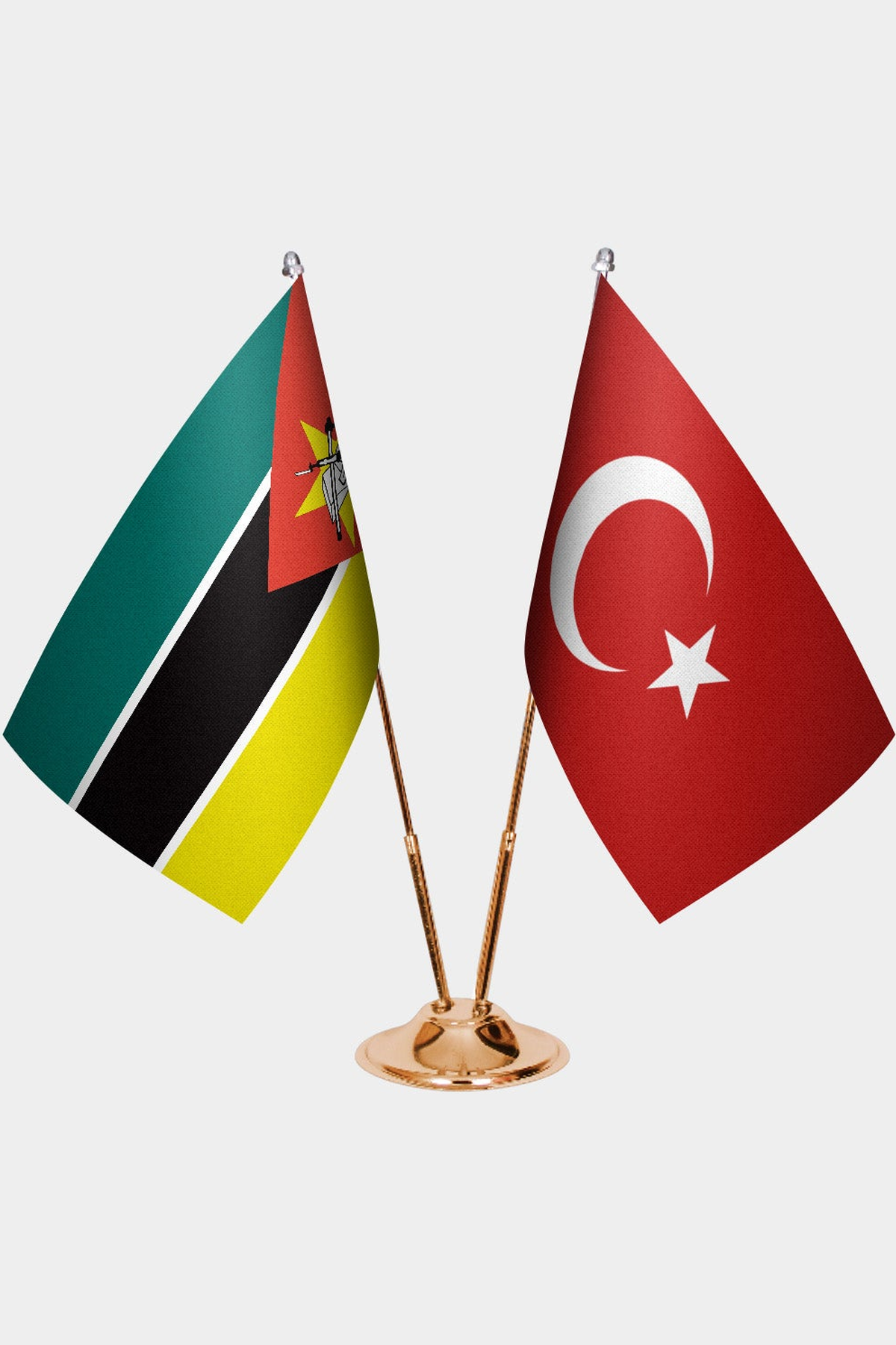 Mozambik ve Türkiye İkili Masa Bayrağı Seti kurulum görünümü