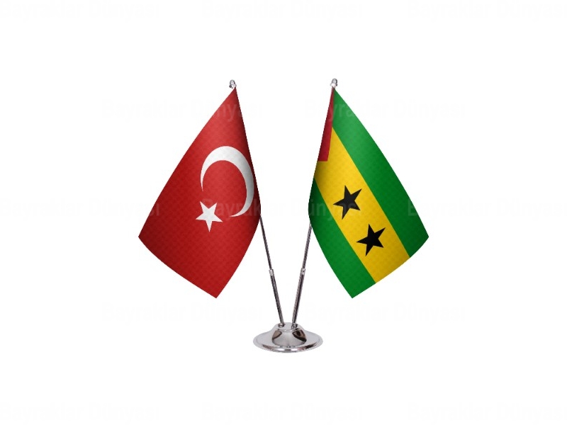 Sao Tome Principe İkili Masa Bayrağı