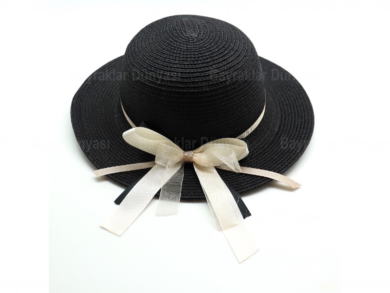 Krem Kurdeleli Siyah Hasır Şapka