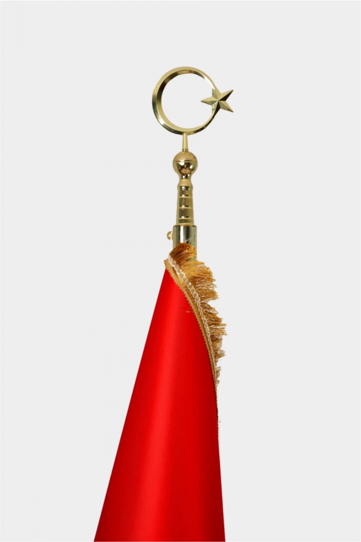 245 Cm Sarı Kaplama Saçaklı Makam Bayrağı