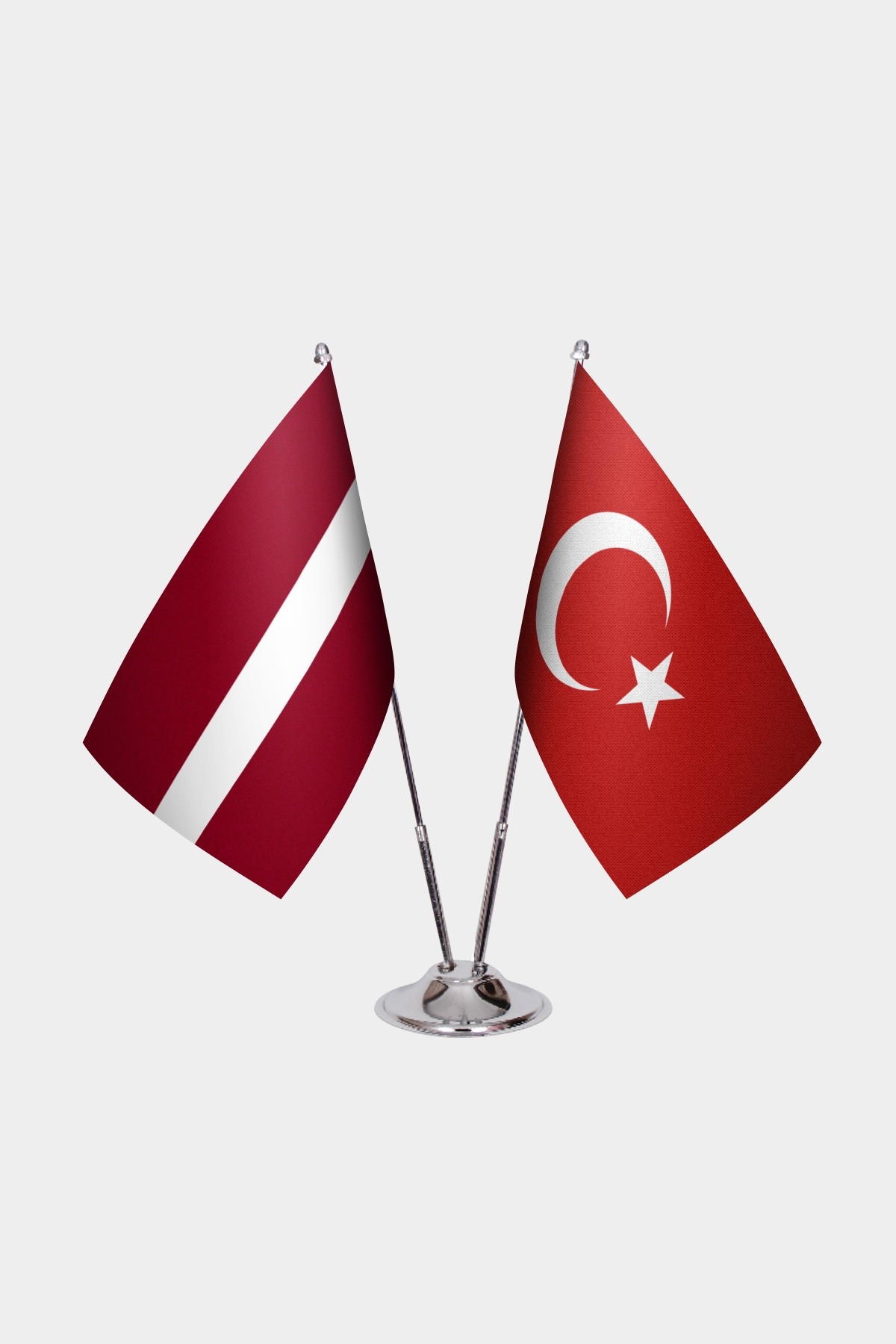Letonya İkili Masa Bayrağı