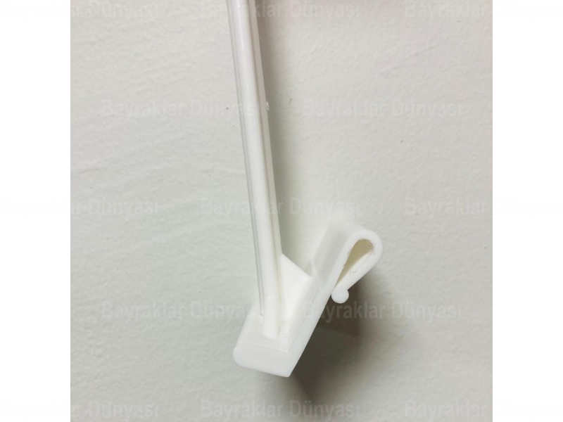 Plastik Oto Fors Direği