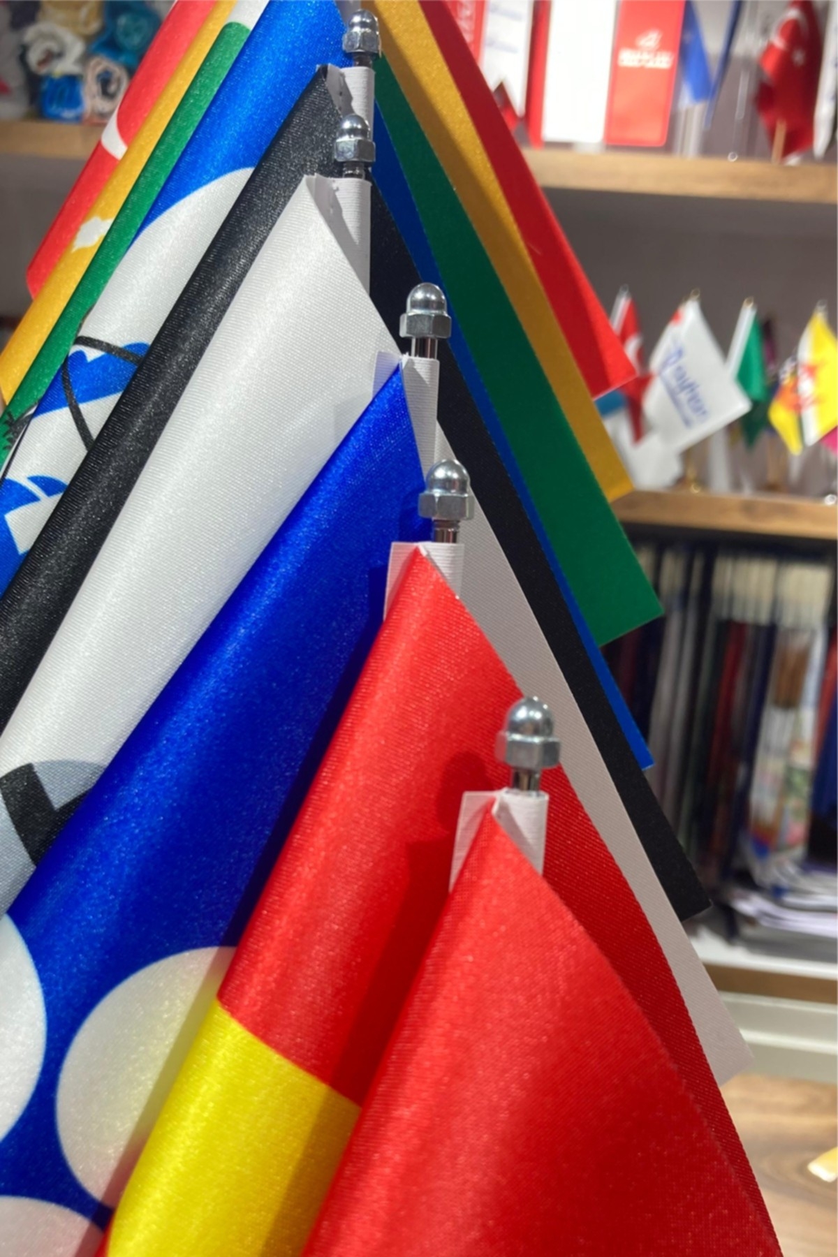 17'li Eski Türk Devletleri Bayrak Seti 