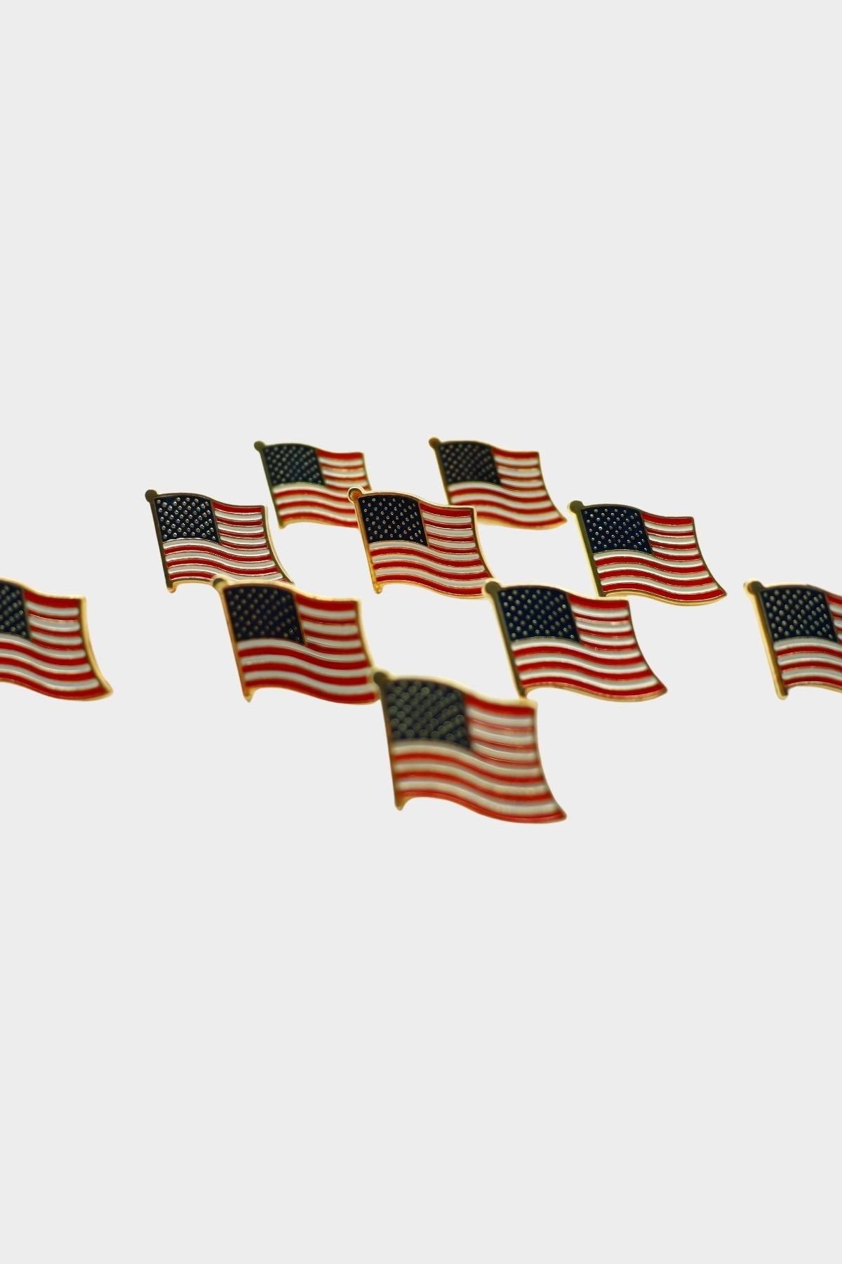 10’lu Amerikan Bayrağı Rozet Seti farklı açıdan görünüm