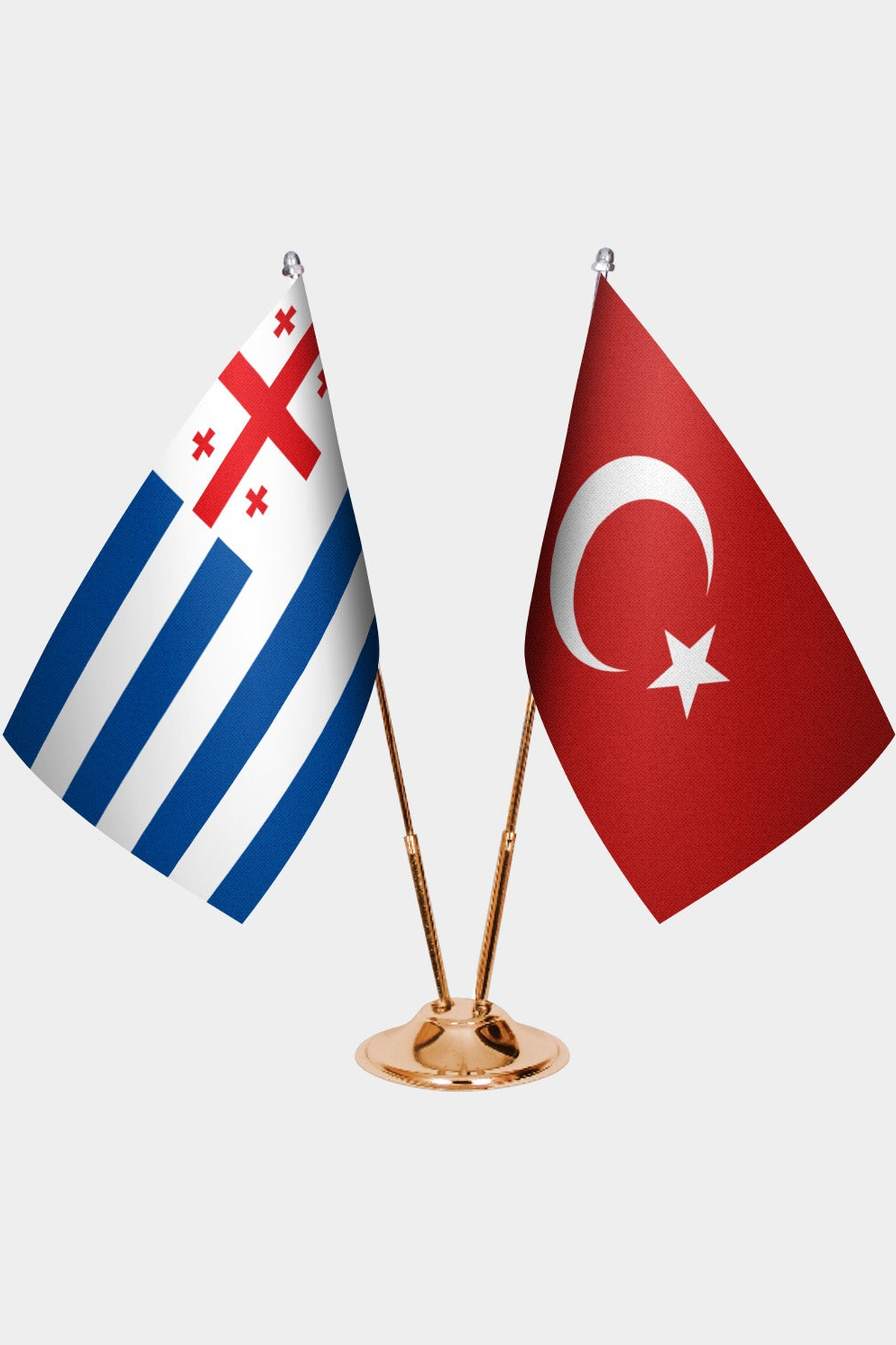 Acara ve Türkiye İkili Masa Bayrağı Seti kurulum görünümü