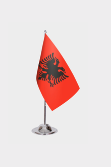 Arnavutluk Masa Bayrağı