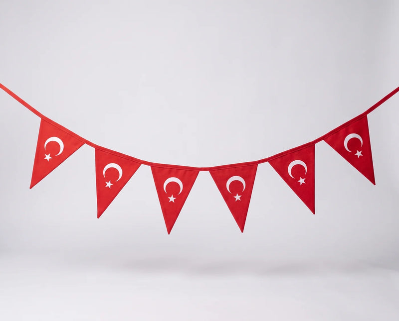 Flama, Süsleme ve Afiş
