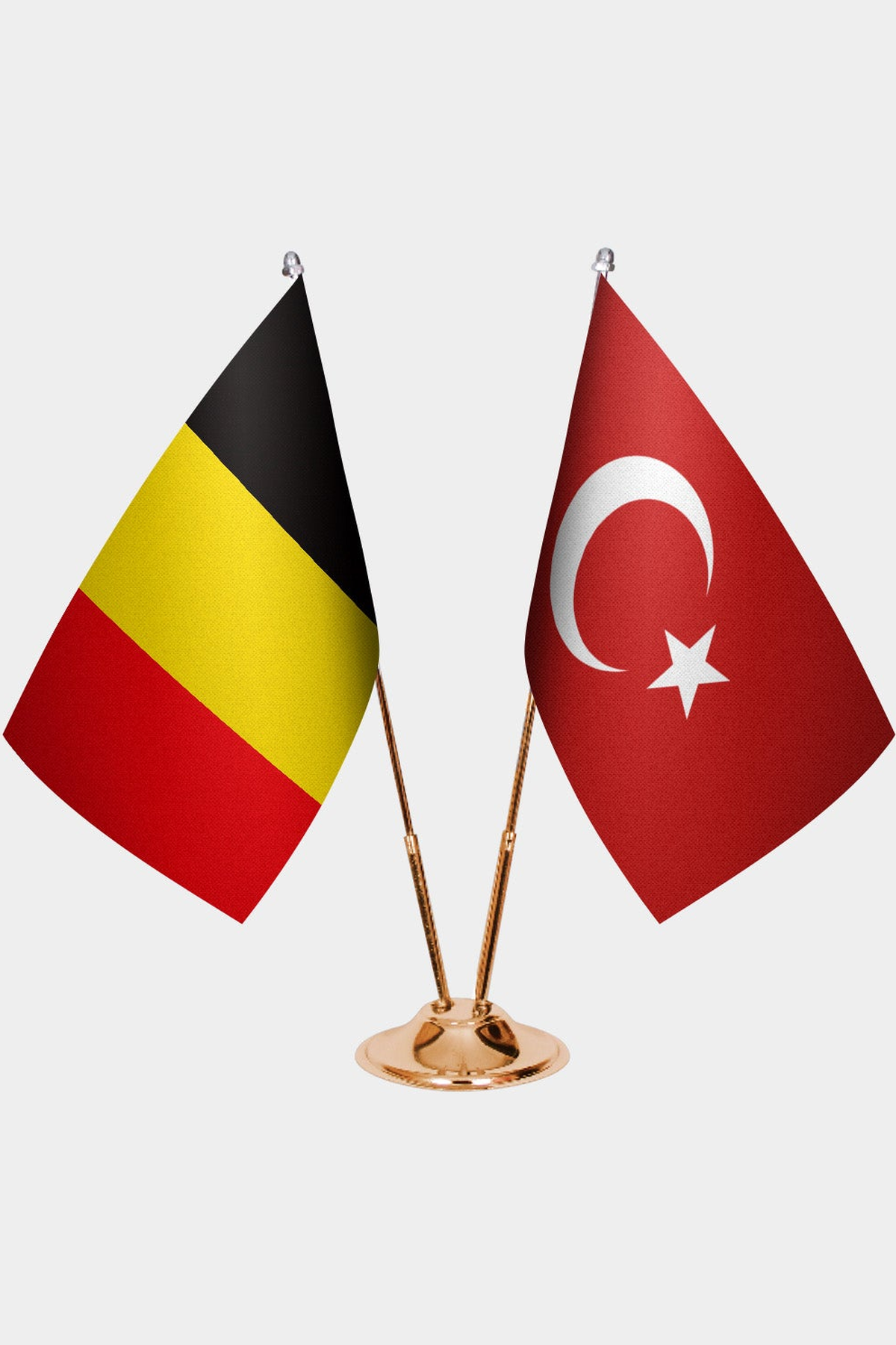 Belçika ve Türkiye İkili Masa Bayrağı Seti kurulum görünümü