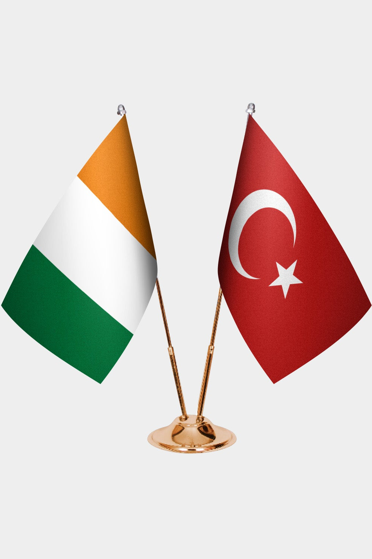 Fildişi Sahili ve Türkiye İkili Masa Bayrağı Seti kurulum görünümü