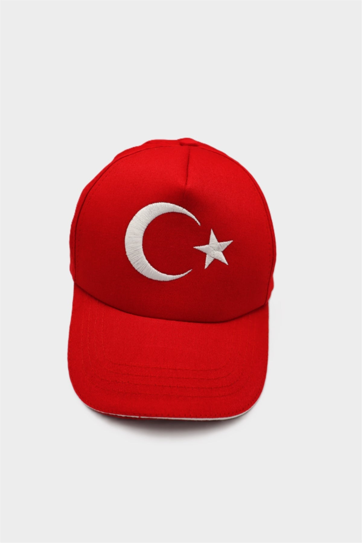 Hilal-Yıldız İşlemeli Şapka kullanım örneği