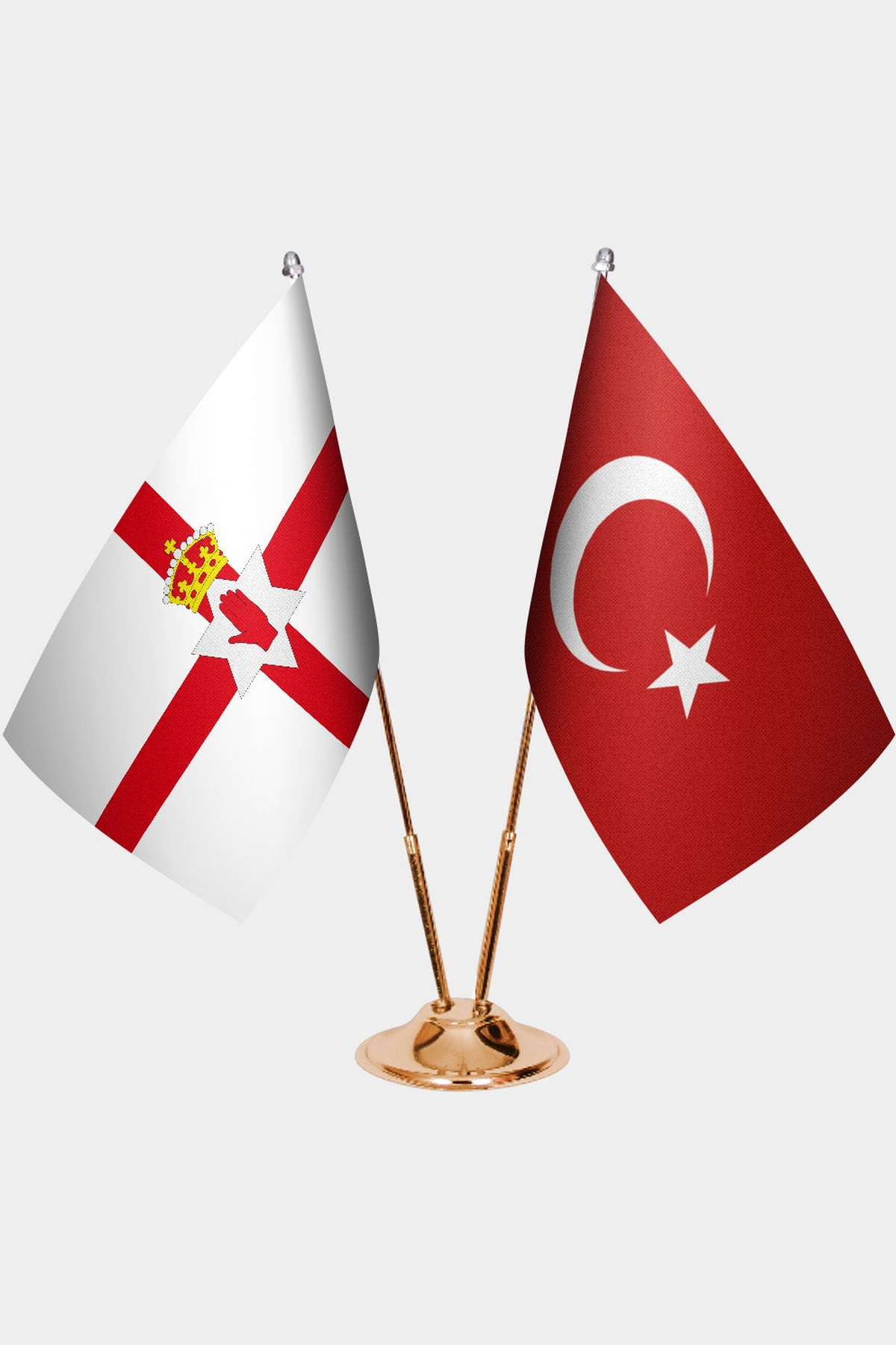 Kuzey İrlanda ve Türkiye İkili Masa Bayrağı Seti kurulum görünümü