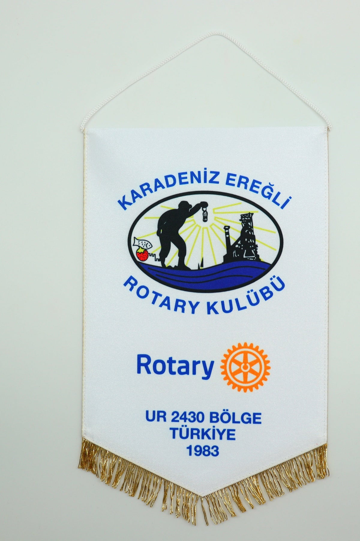 Lazer Kesim Çift Taraflı Saten Flama farklı açıdan görünüm