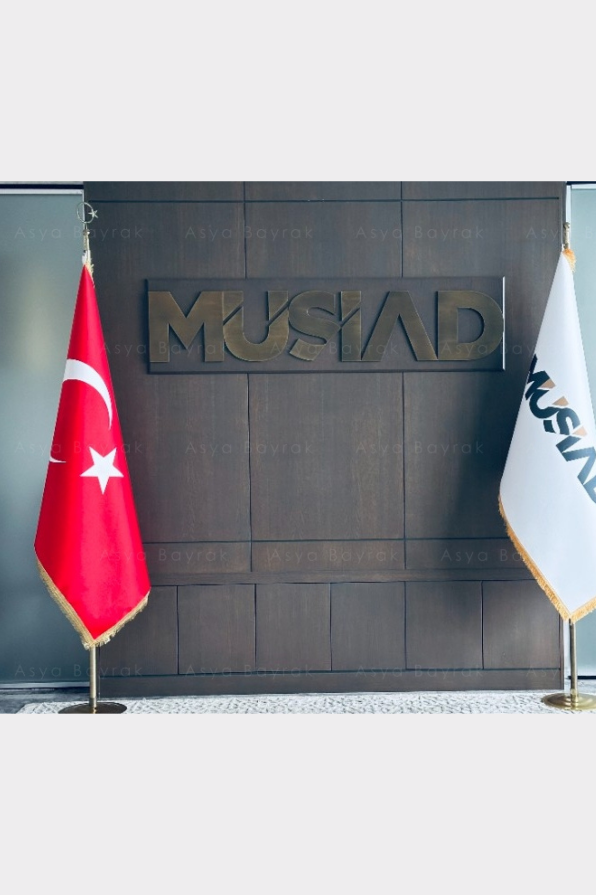 Logo Baskılı Altın Saçaklı ve Direkli Makam Bayrağı Seti ölçü ve seçenekler