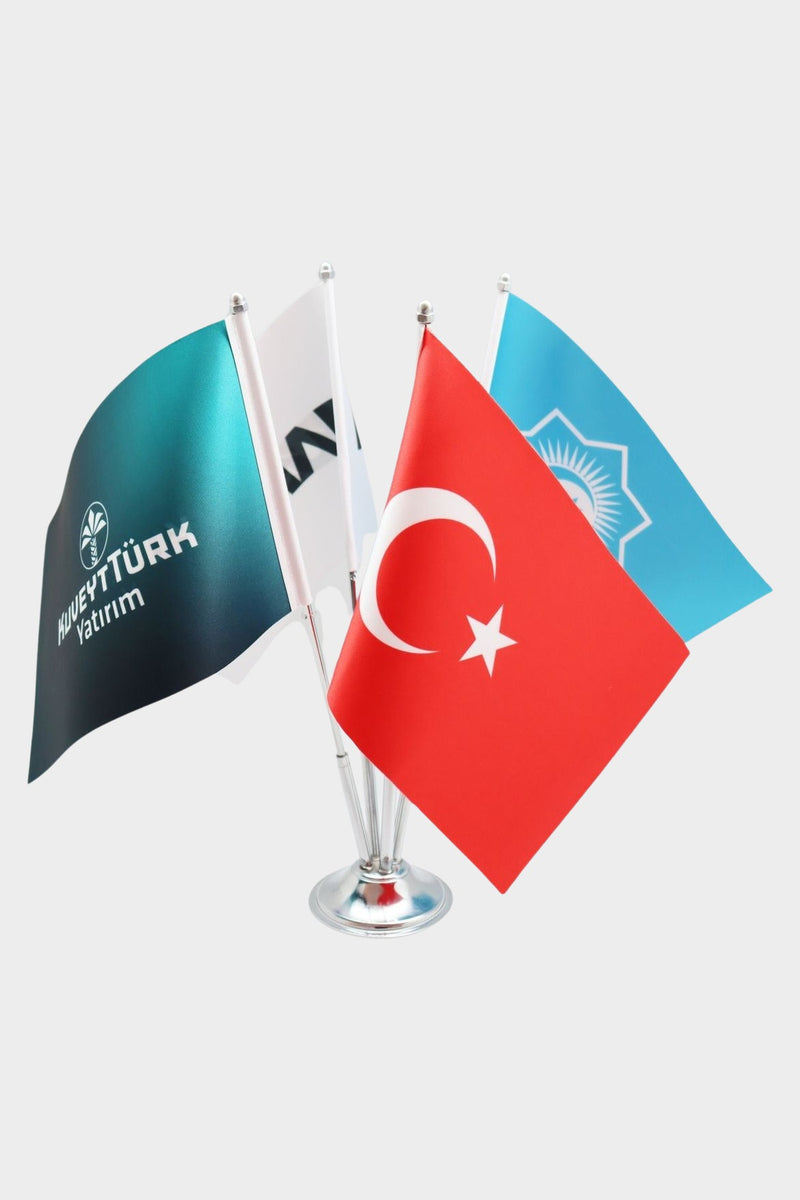 Logo Baskılı Dörtlü Masa Bayrağı