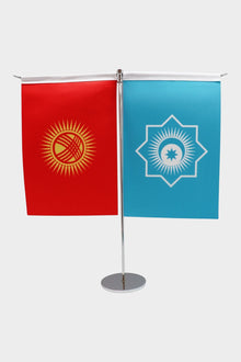 Logo Baskılı T Model Masa Bayrağı — 15x22,5 cm