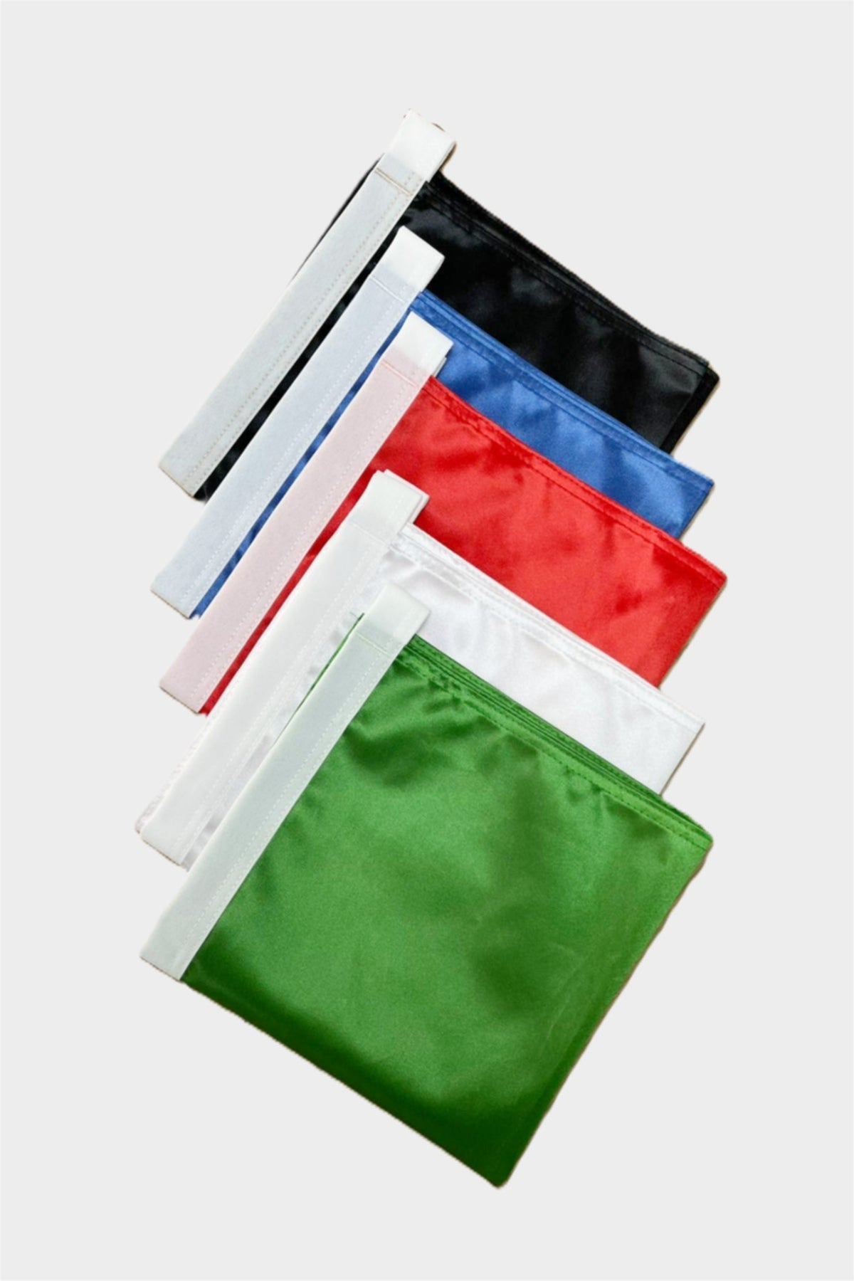 Nijer Teleskopik Duvar Bayrağı Seti kurulum görünümü