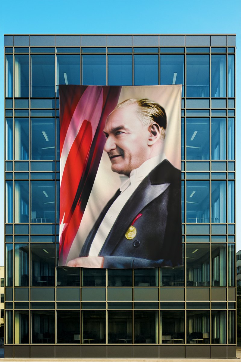 Raşel Kumaş Gülümseyen Atatürk Posteri Madalyalı
