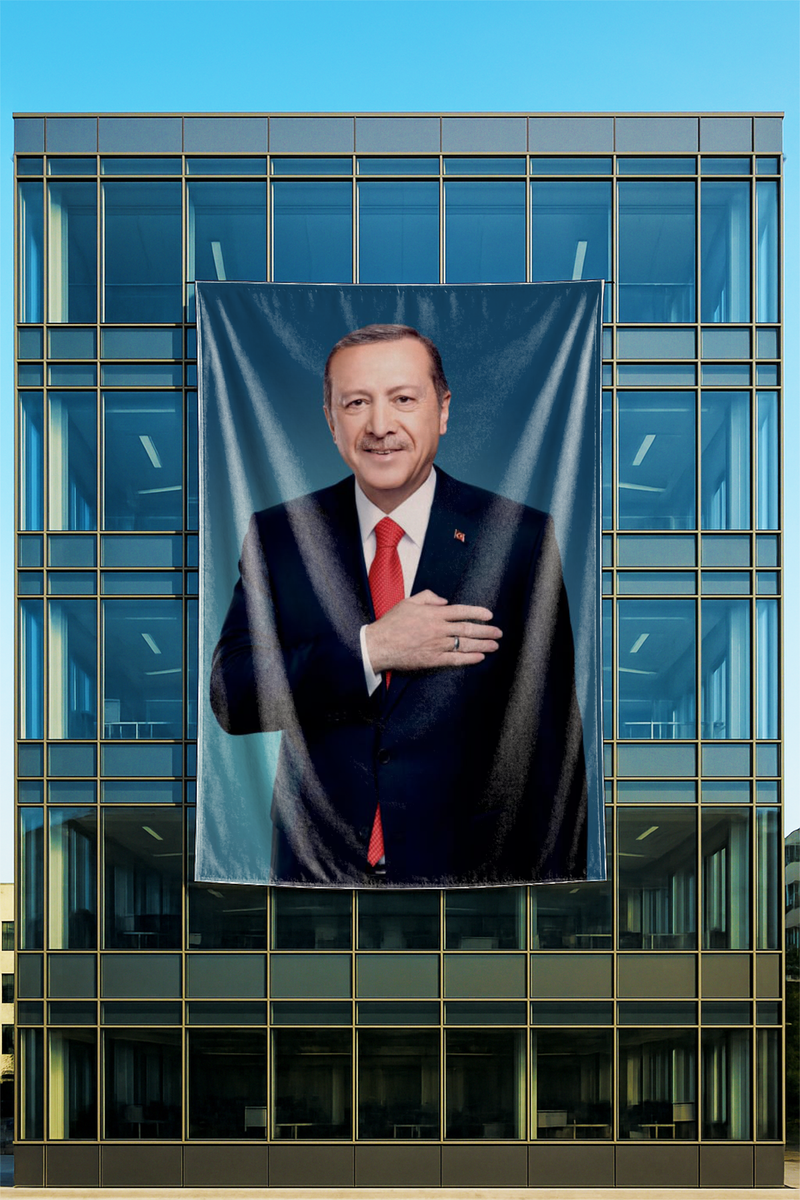 Raşel Kumaş Elini Kalbine Koyan Recep Tayyip Erdoğan Posteri