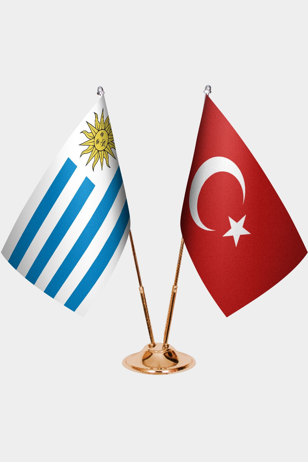 Uruguay ve Türkiye İkili Masa Bayrağı Seti kurulum görünümü